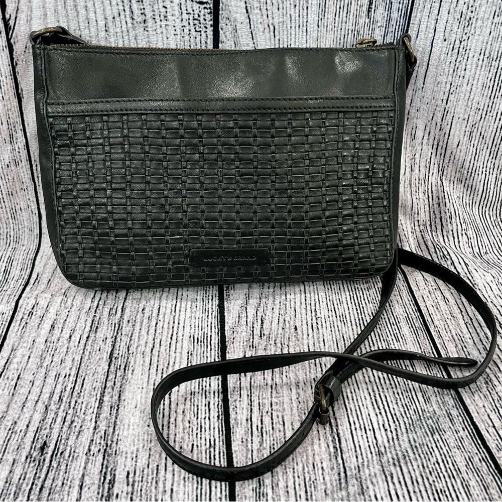 Lucky Brand Black Leather Crossbody Bag, Woven Front, Adj Strap, Zip Closure(s) - Picture 4 of 17